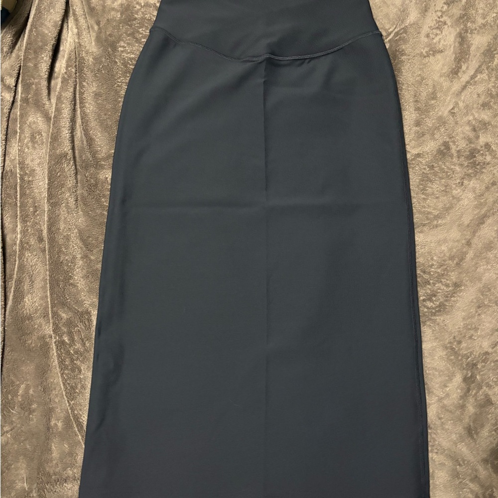 ZYIA Black High-Waist Pencil Skirt “La Reve”